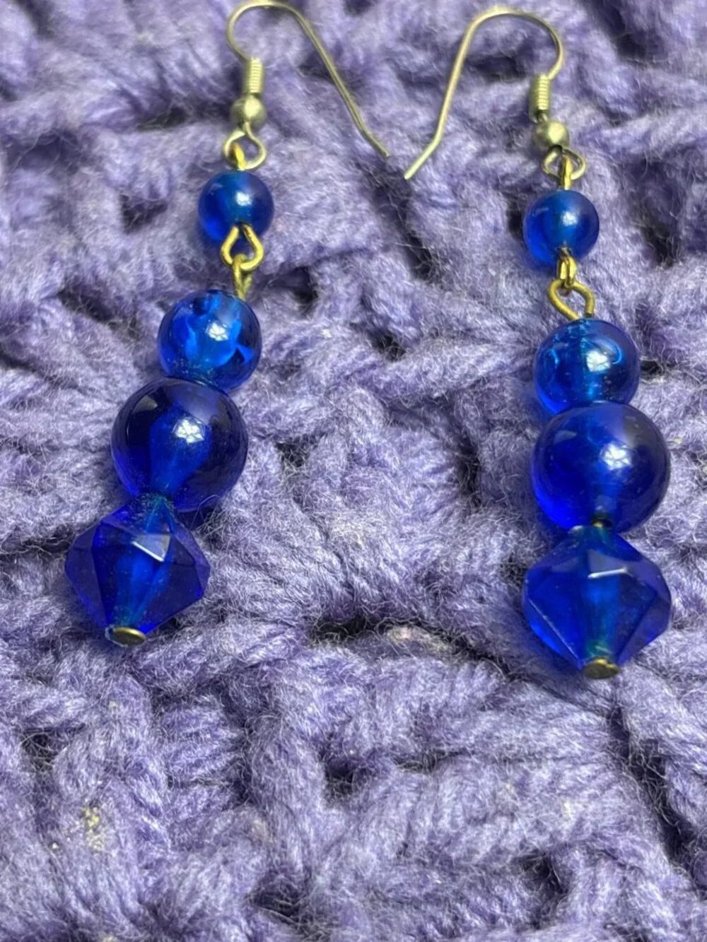 N/A blue plastic